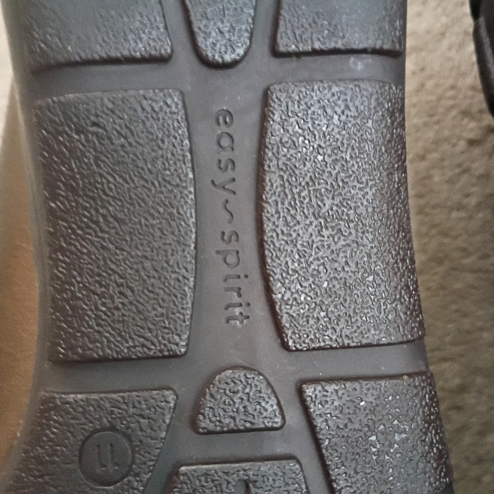 Women's metalic Brown Loafers - Picture 8 of 10